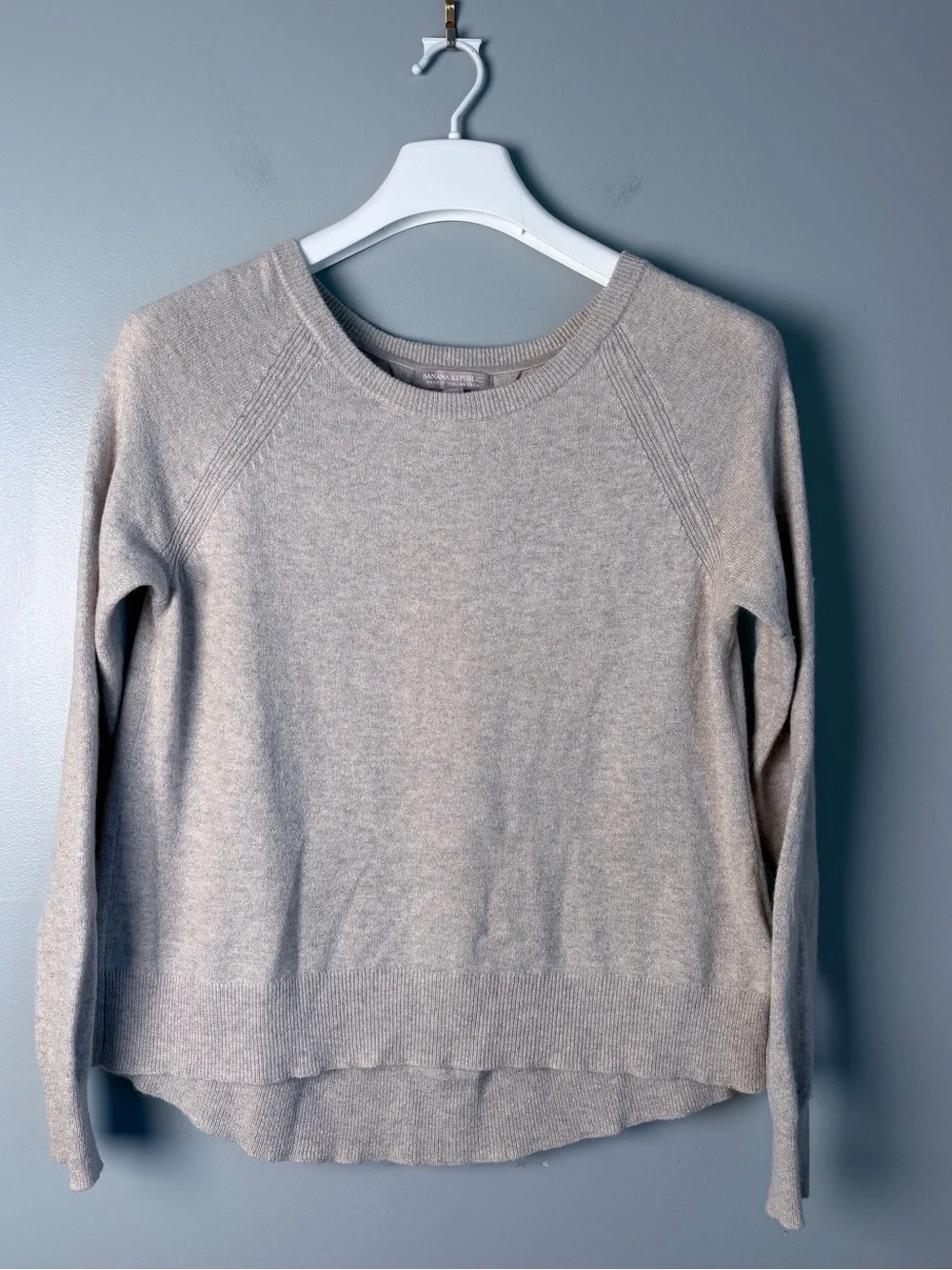 Banana Republic Metallic Shimmer Wool Blend Sweater Small S Oatmeal Beige Pleate